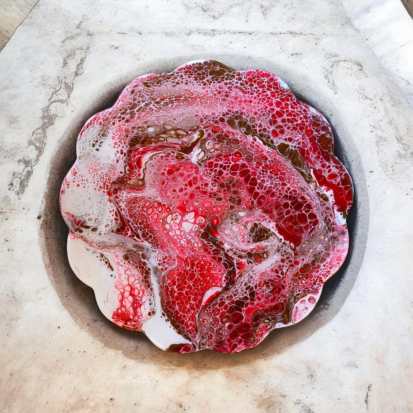 Lazy Susan - Large - Scalloped Edge